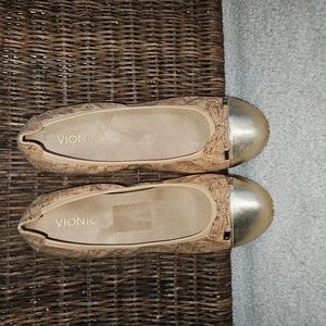 Vionic Cork Print with Gold Toe Ballerina Flats - Size 10